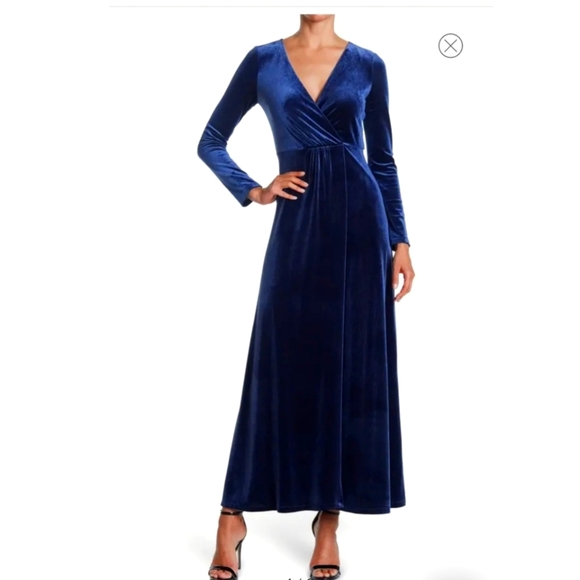 NWT Love by Design  Velvet Maxi Dress Navy Blue Medium - Picture 1 of 5
